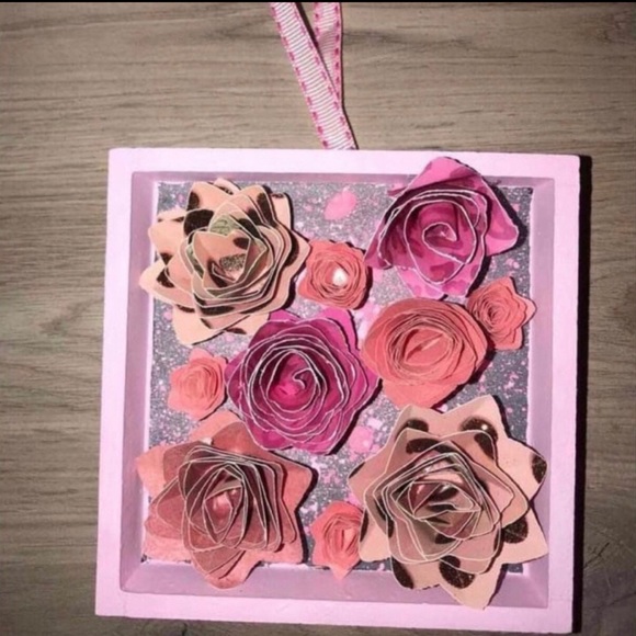 Handmade 3d Paper Flower Shadow Box Wall Hanging - Picture 2 of 7